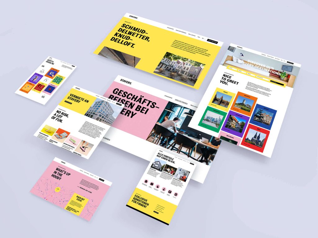 Mockup mit verschiedenen Website-Ansichten für eine Serviced Apartments-Plattform, gezeigt in schräger Draufsicht.